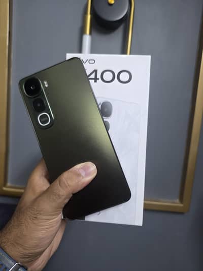 Vivo Y400