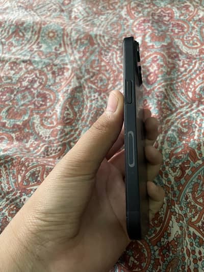 Apple iPhone 14