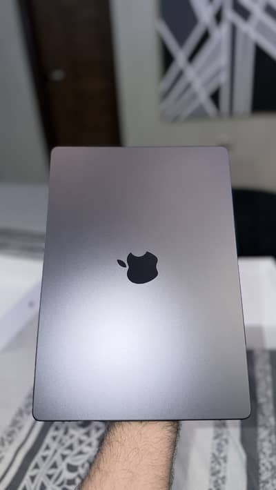 MacBook Pro M5 16GB/1TB