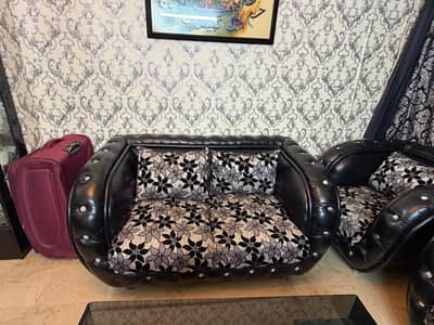 7 seater sofa set with table