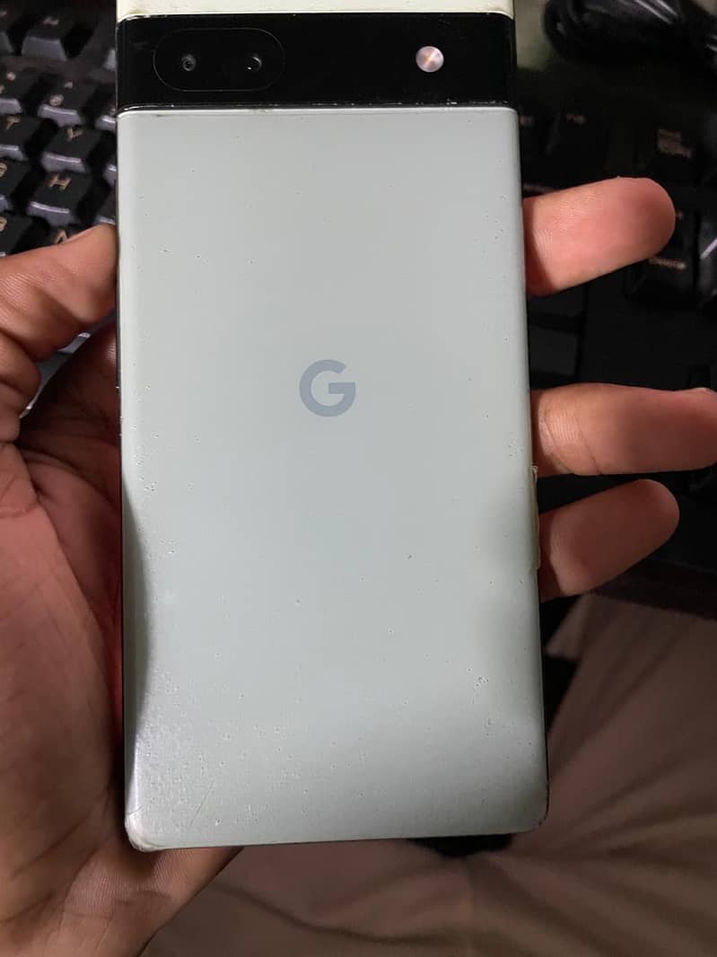 Google Pixel 6a 1