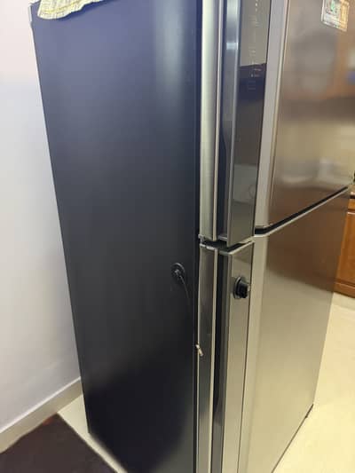 hitachi fridge