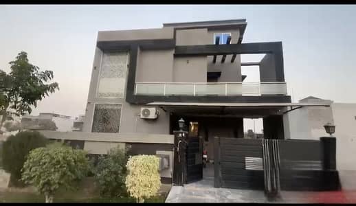 Direct Deals Marketing Offers Prime Location Lavish Beautiful Facing Park House Available For Sale Reasonable Price in J Block Al Jalil Garden