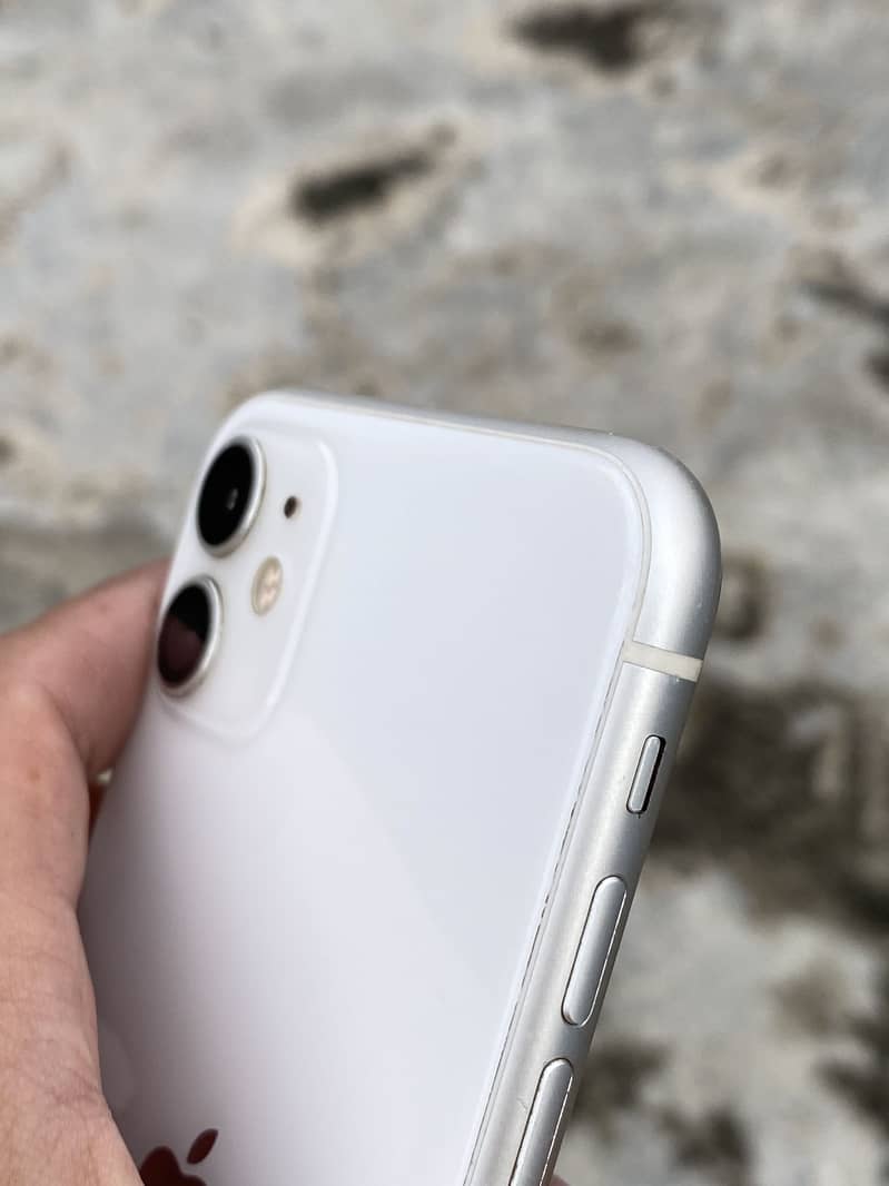 Apple iPhone 11 1