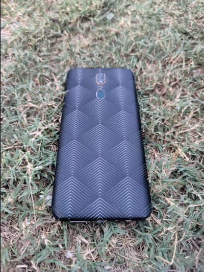 OPPO F11 6/128  low price