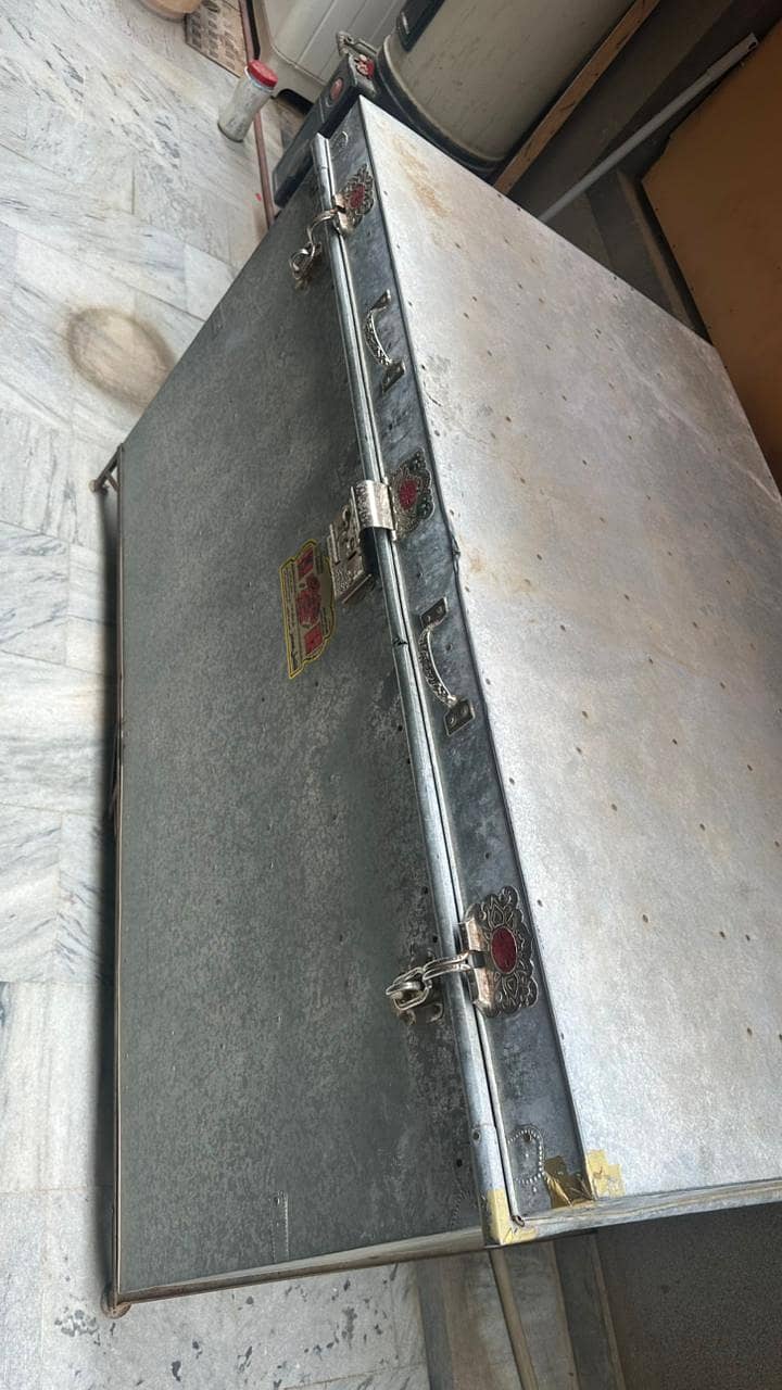 Trunk 5