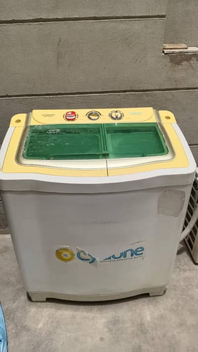 Kenwood washing and dryer machine