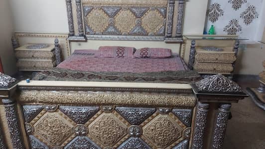 bed dressing and side tables  0310 4508000