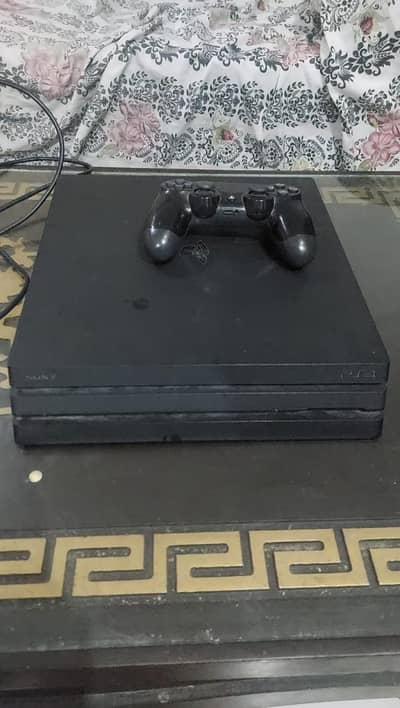 PS4 Pro Used Console with 1 controller and wires (Read Description)