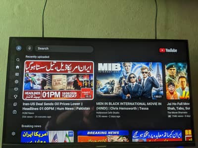 32 inch Smart LED TV Android system nearly brand new