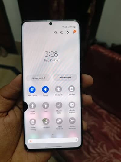 Samsung Mobile S20 Plus