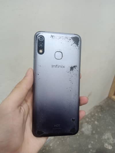 Infinix Hot 8 Lite