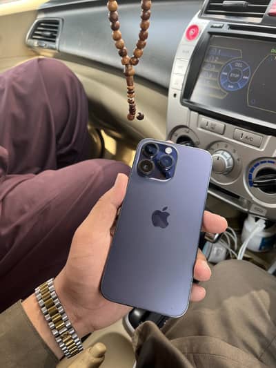 iPhone 14 pro max    128Gb deep purple colour 9.5/10 condition