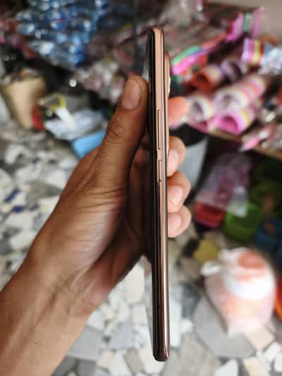 Vivo V40e