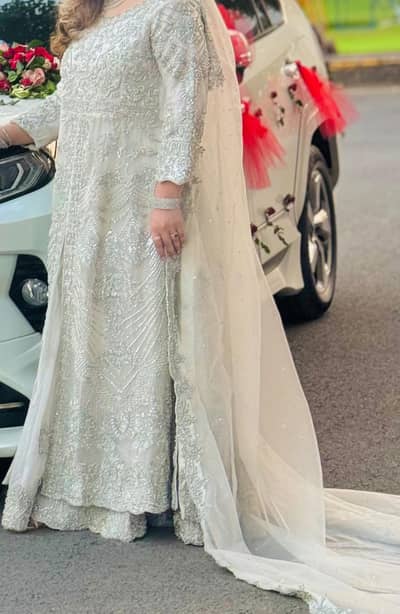 Bridal dress
