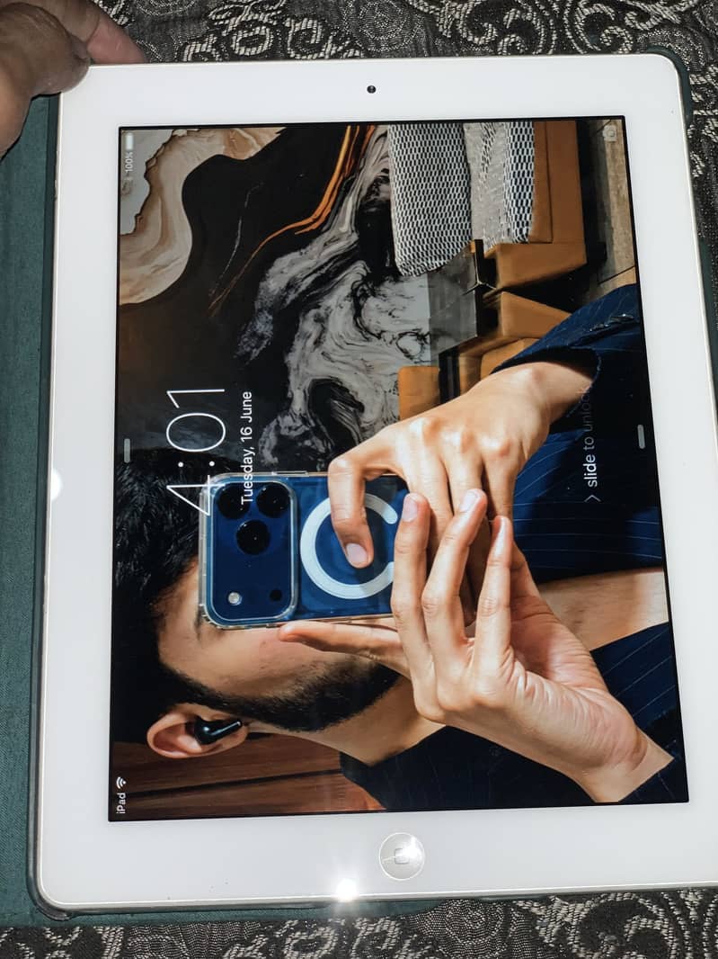 Apple iPhone tab 1