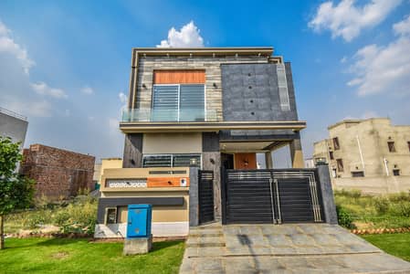 5 Marla House Available for Rent Prime Location
