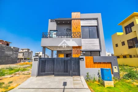 5 Marla House Available for Rent Prime Location