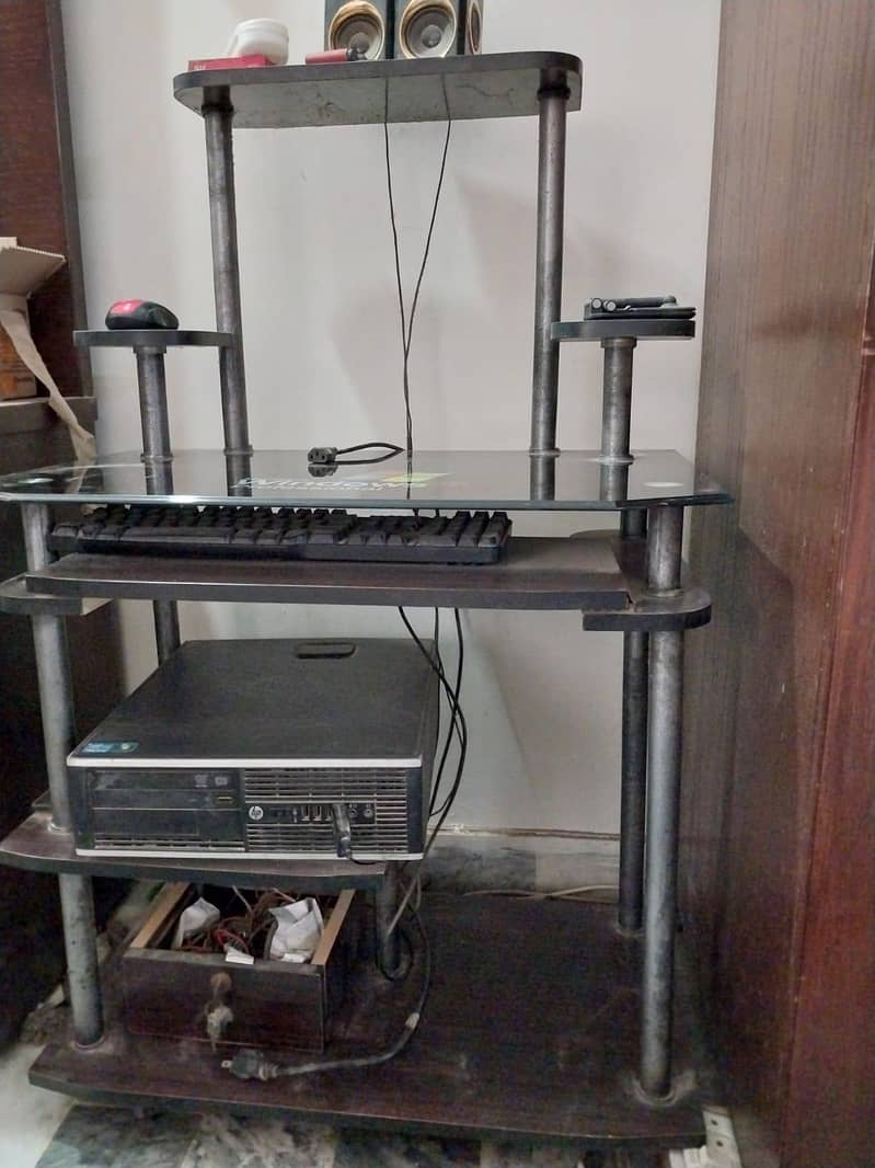 Computer Table 0
