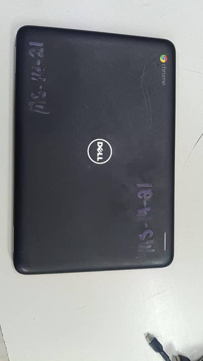 Dell latitude 3180 crome book 4gb 16gb