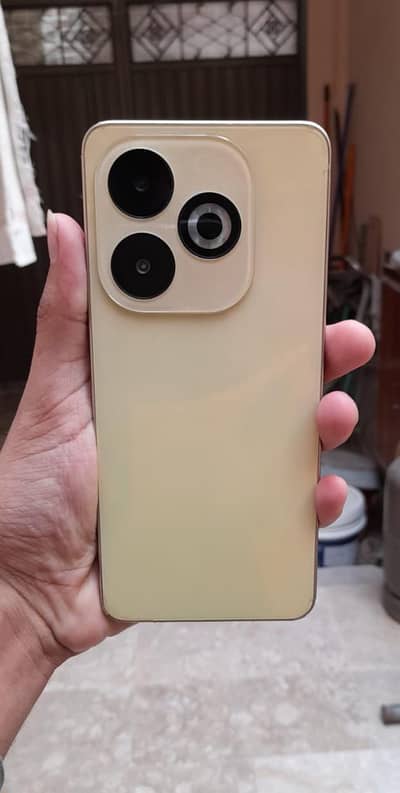 Infinix Smart 8 Pro