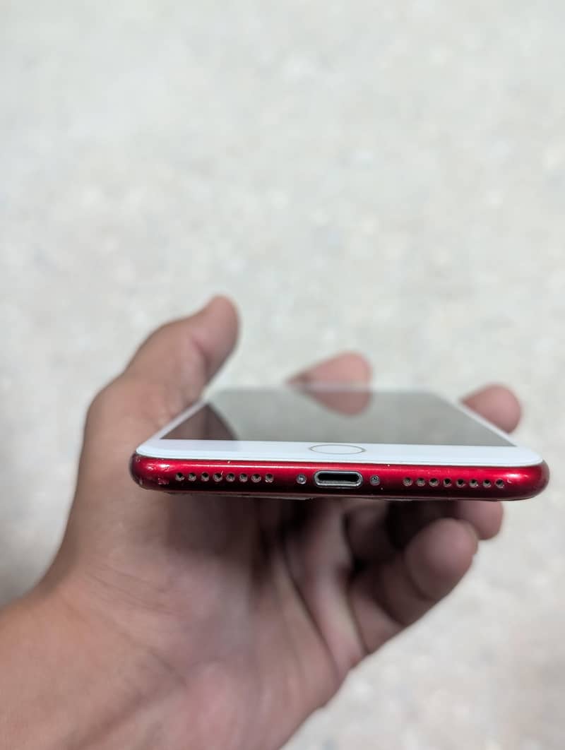 Apple iPhone 7 Plus 1