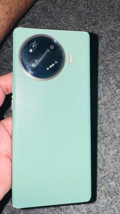 Tecno Spark 20 Pro Plus