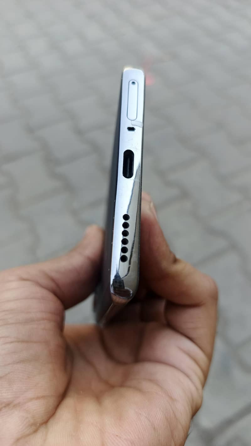 Tecno CAMON 40 Pro 3