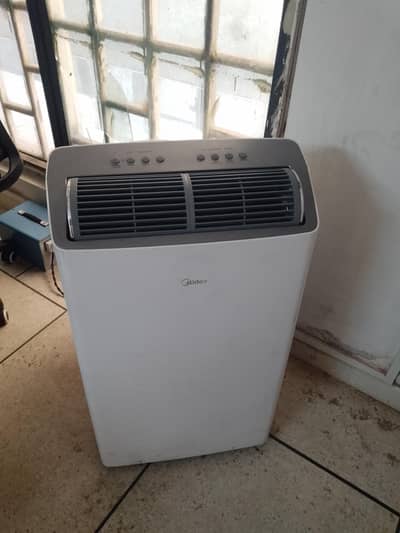 AC for urgent sale