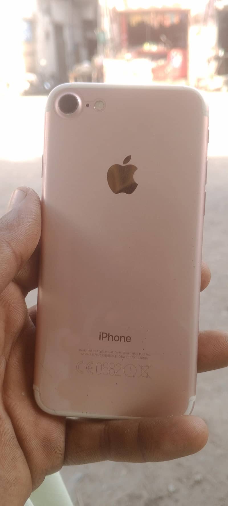 Apple iPhone 7 0