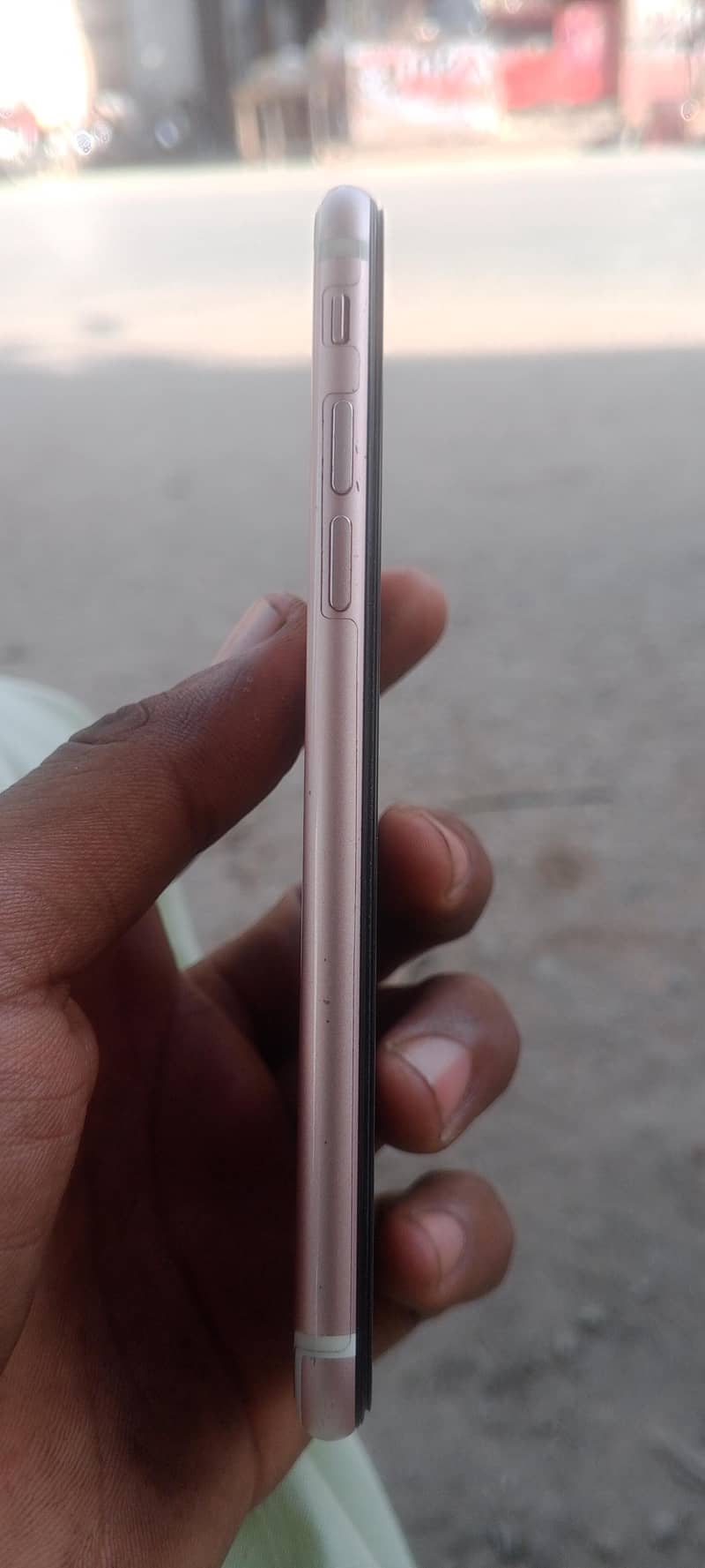 Apple iPhone 7 3