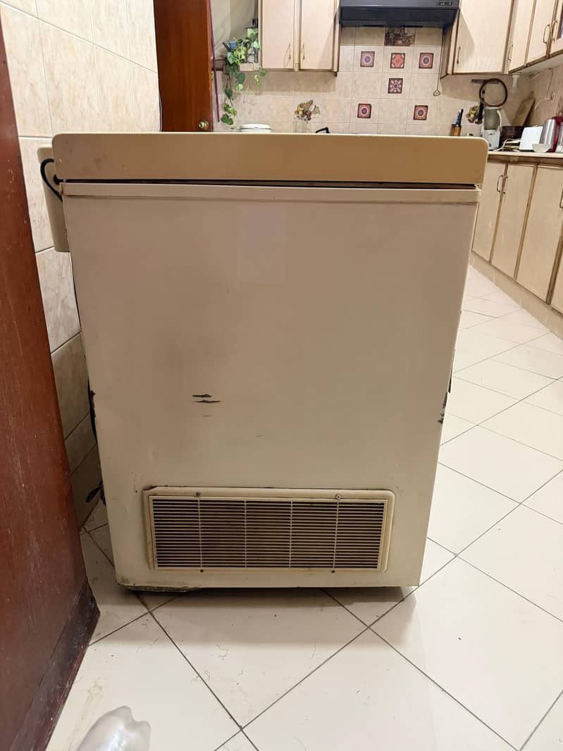 WAVES FREEZER 4