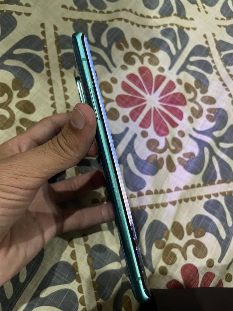One Plus 8 Pro 4