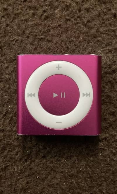 IPod shuffle 4th gen (see description)