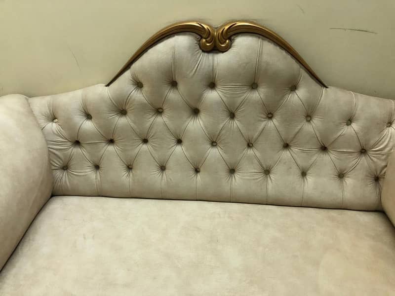 Complete sofa set in solid wood Best condition 0