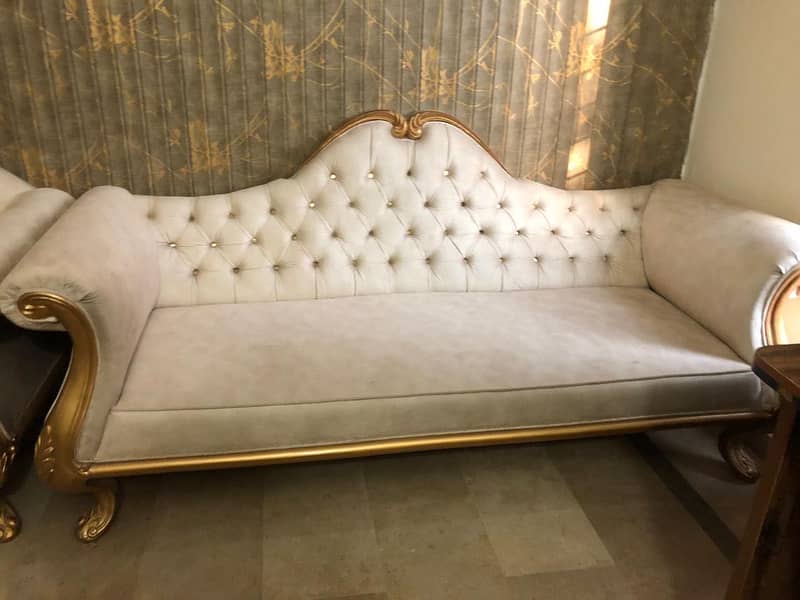 Complete sofa set in solid wood Best condition 2