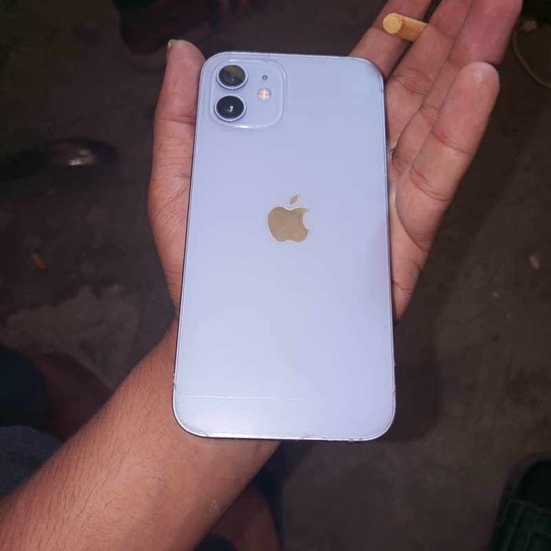 Apple iPhone 12 5