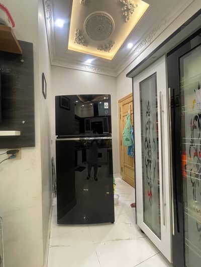 LG 547L Inverter Double Door Refrigerator (GN-C732SGGU) – Black Glass