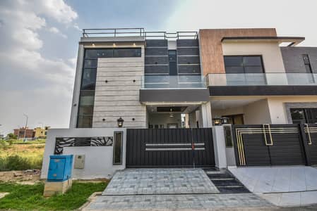 5 Marla House Available for Rent Prime Location