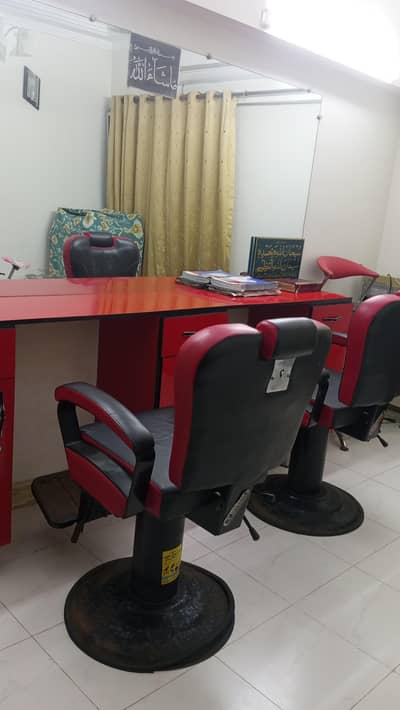 Beauty Parlor Set-up