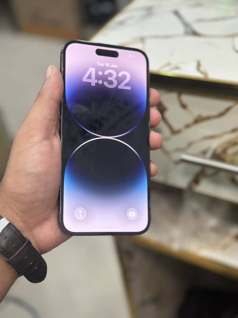 Apple iPhone 14 Pro Max 2