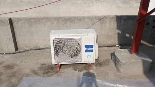 haier 2 tan AC  total genuine condition mein