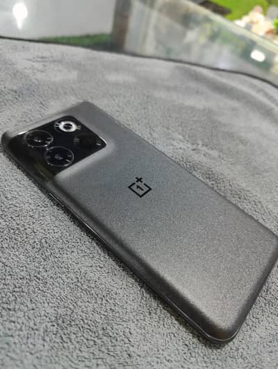 One Plus 10T