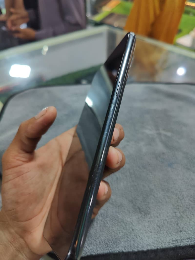 One Plus 10T 3