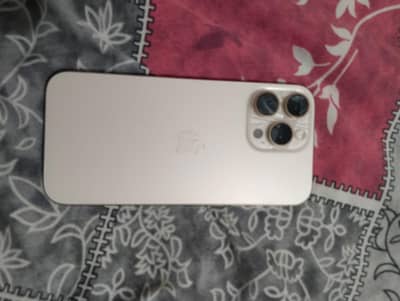 Apple iPhone 16 Pro Max