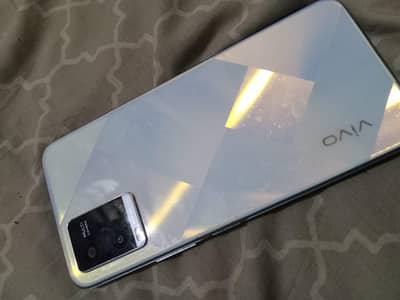 Vivo Y21