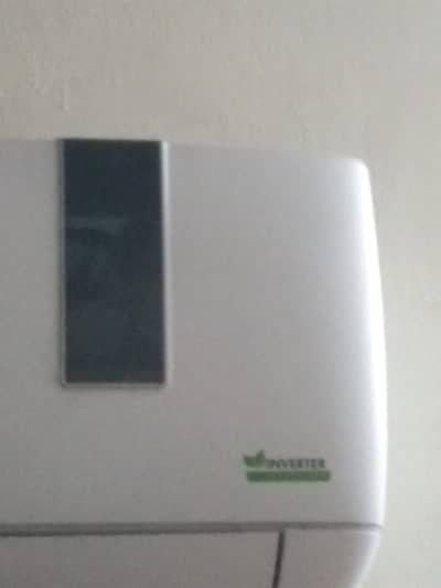 Homage AC inverter 1.5 tone