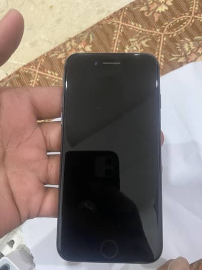Apple iPhone 8