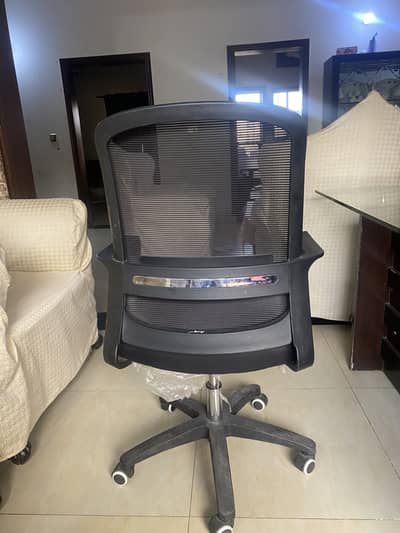 Gaming chair / Computer Chairs / Revolving chairs for sale