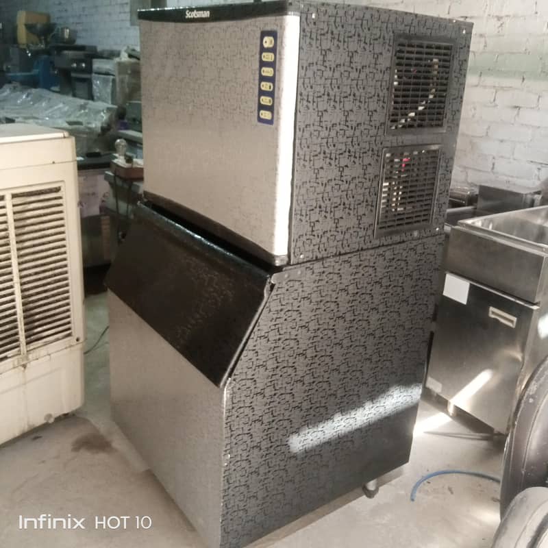 ICE maker machine/ ice maker / icemaker machine  / Machine 1